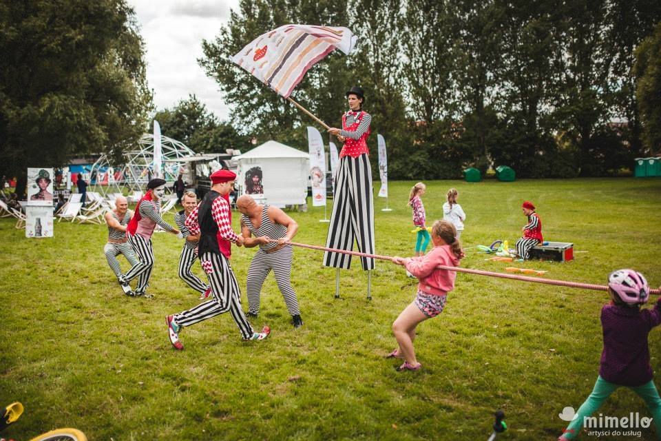 Szczudlarze na pikniku – Białystok, Supraśl, Augustów