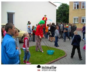 Cyrkowy Dzień Dziecka – Malowanie Buziek Bańki Mydlane Czerwonka