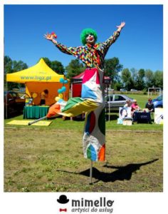 Piknik Festyn Stopa 2010 Karniewo – Klaun Szczudlarze Malowanie Buziek