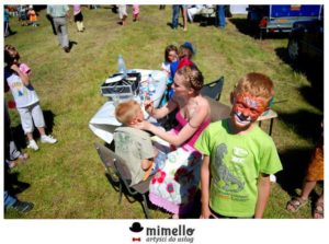 Piknik Festyn Stopa 2010 Karniewo – Klaun Szczudlarze Malowanie Buziek